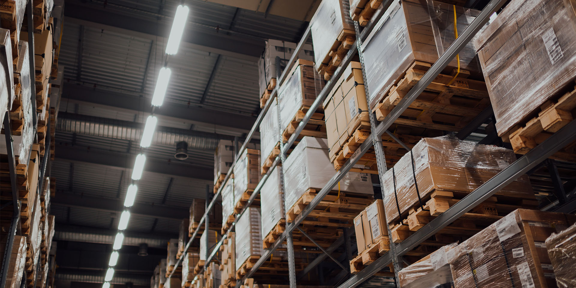 万平仓储 库存充足