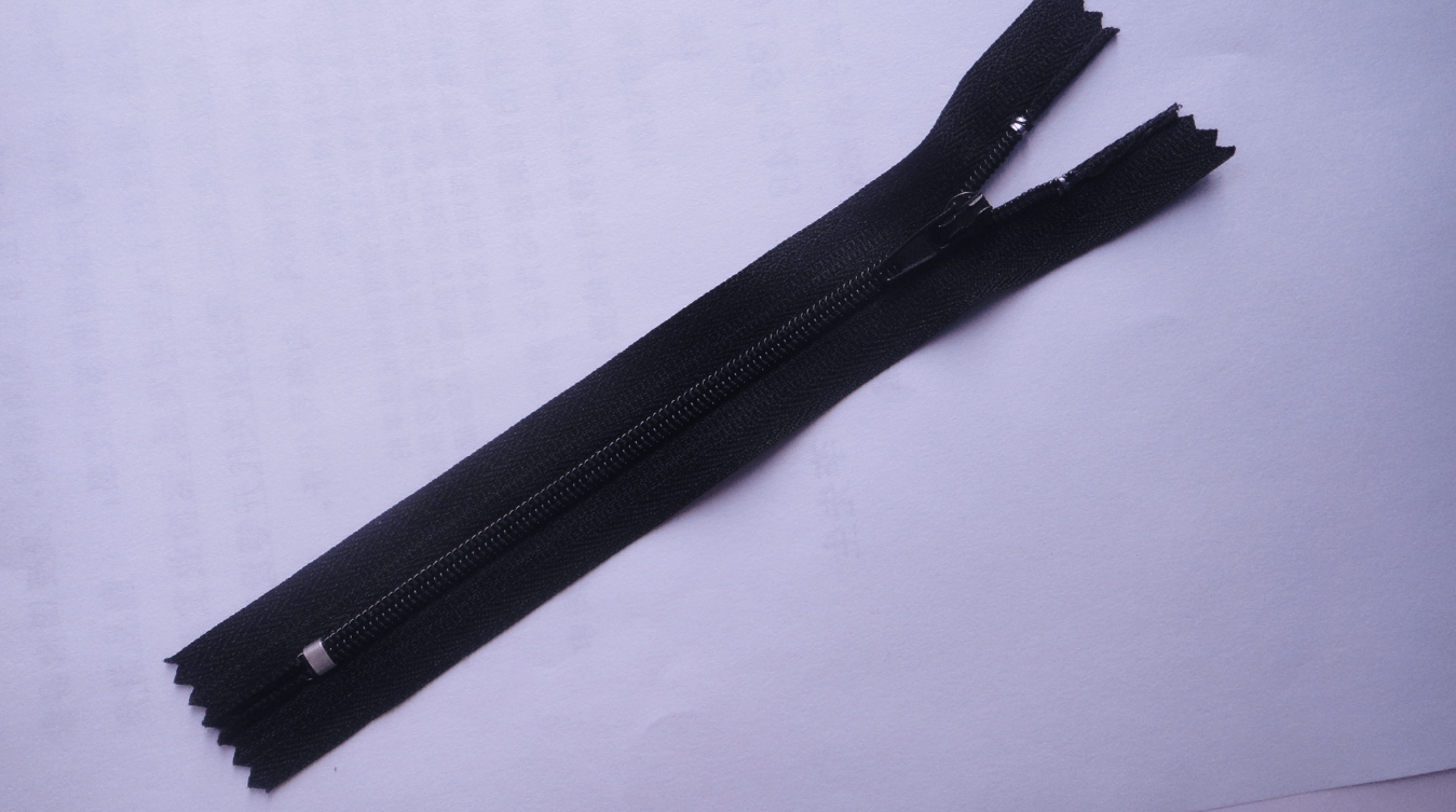 尼龙拉链的制作事项与使用 尼龙拉链的制作事项与使用